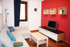Piazza Feltrinelli Apartment - Free Parking